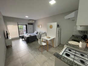 1 de Mayo 1900 Studio apartment a few meters from Pellegrini Avenue 03-02, Rosario